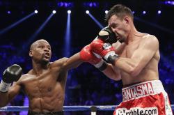 开云体育登录-跨界交辉，上海男篮稳如磐石，莫兰特式飓风席卷京沪之战