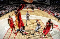 开云体育app-约基奇式碾压，当华丽灰熊遇上沉默的重剑