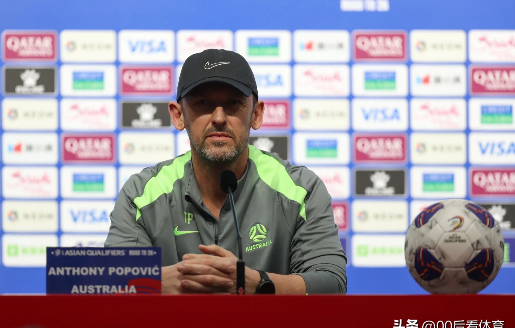 狂人波波维奇荣获“最佳主教练”奖项 狂人波波维奇荣获“最佳主教练”奖项